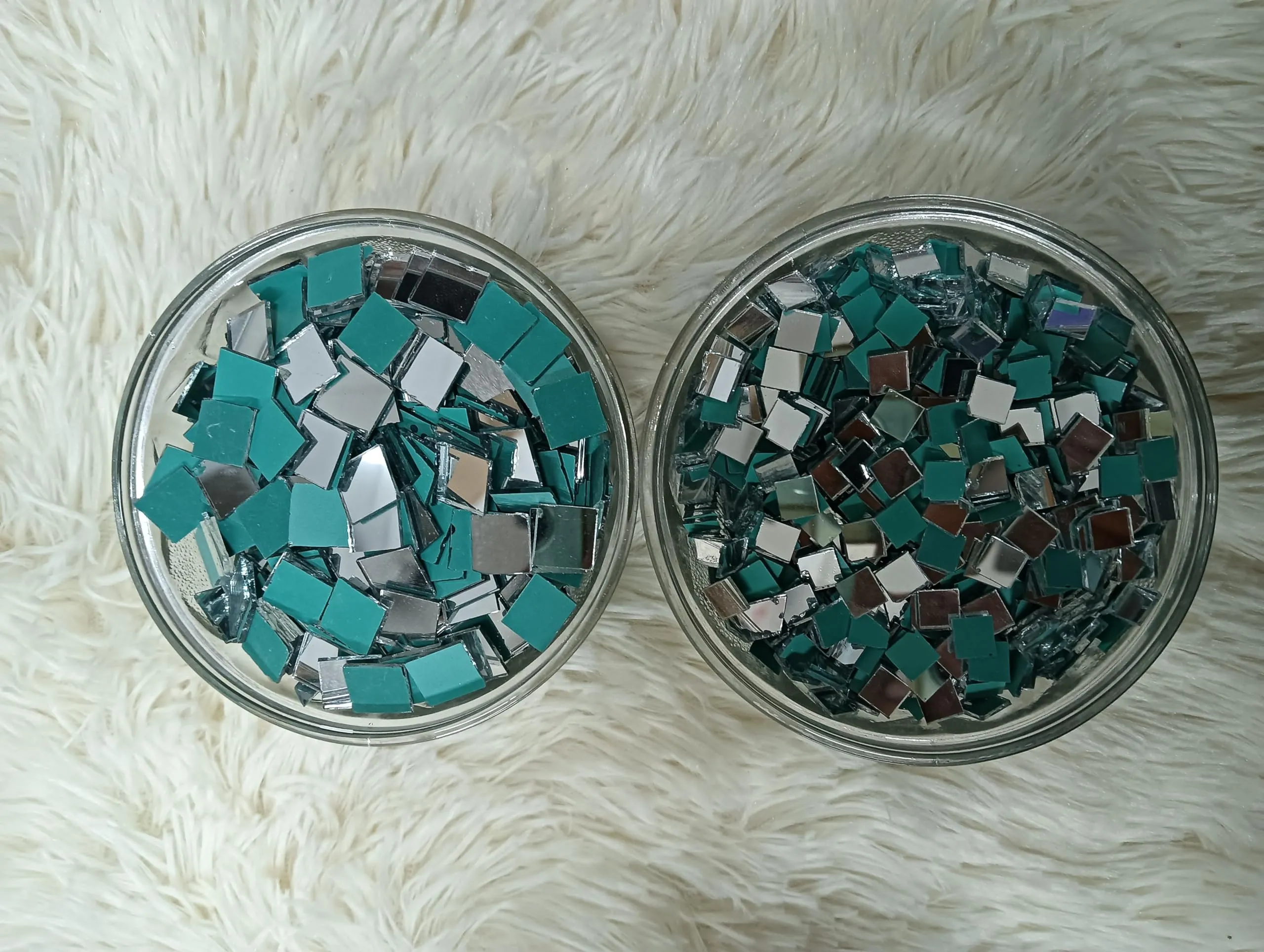 KUMISHRI Mirrors for Craft Work 110 Medium and 220 Small Size Shapes Total 330 -Combo of 2 (Square Shape)