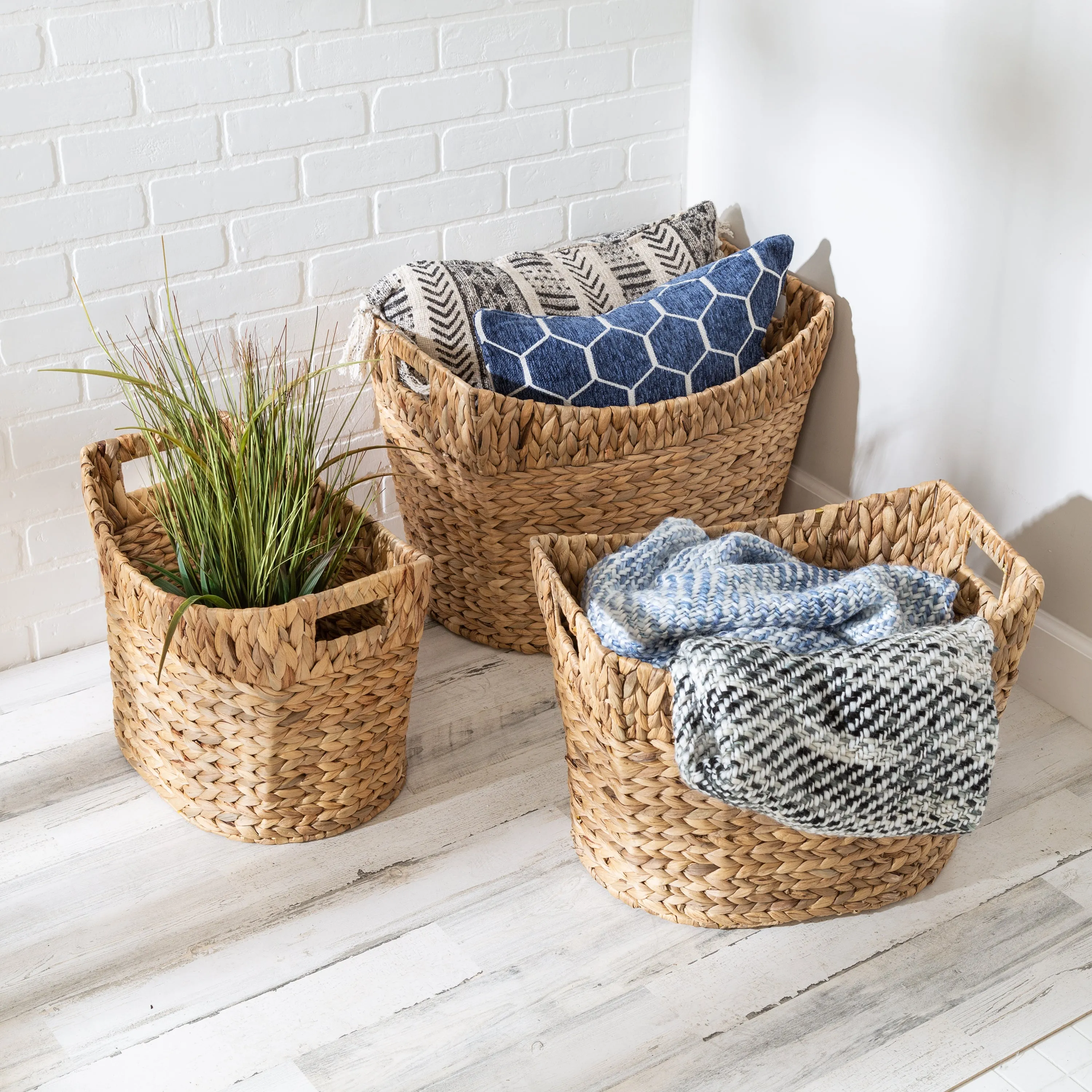 Natural Water Hyacinth Large Nesting Baskets (Set of 3)